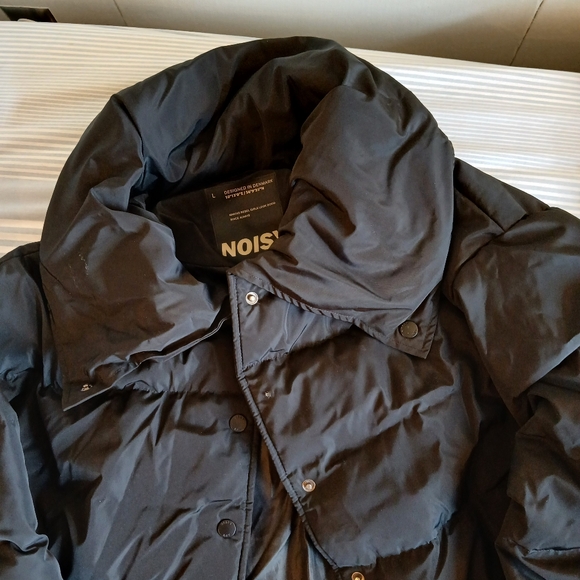 Noisey May Puffer Jacket - Picture 3 of 3